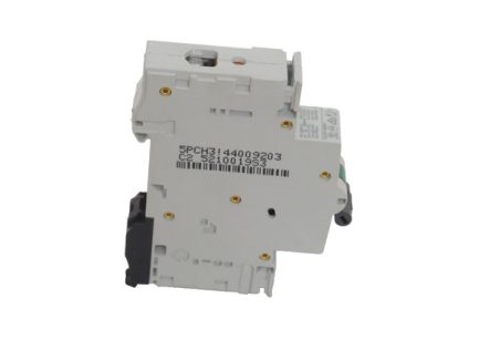 G61C02