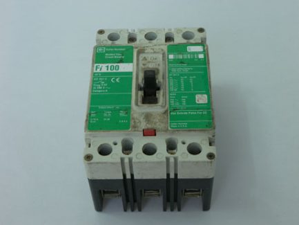 FI 100 BREAKER CUTLER HAMMER 50 AMP 3 POLOS