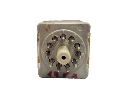 1210 732100 tec relay 24V 11 PINES