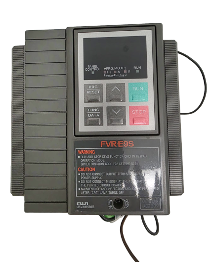 FUJI Frequency Inverter type FVRO.75E9S-7EN